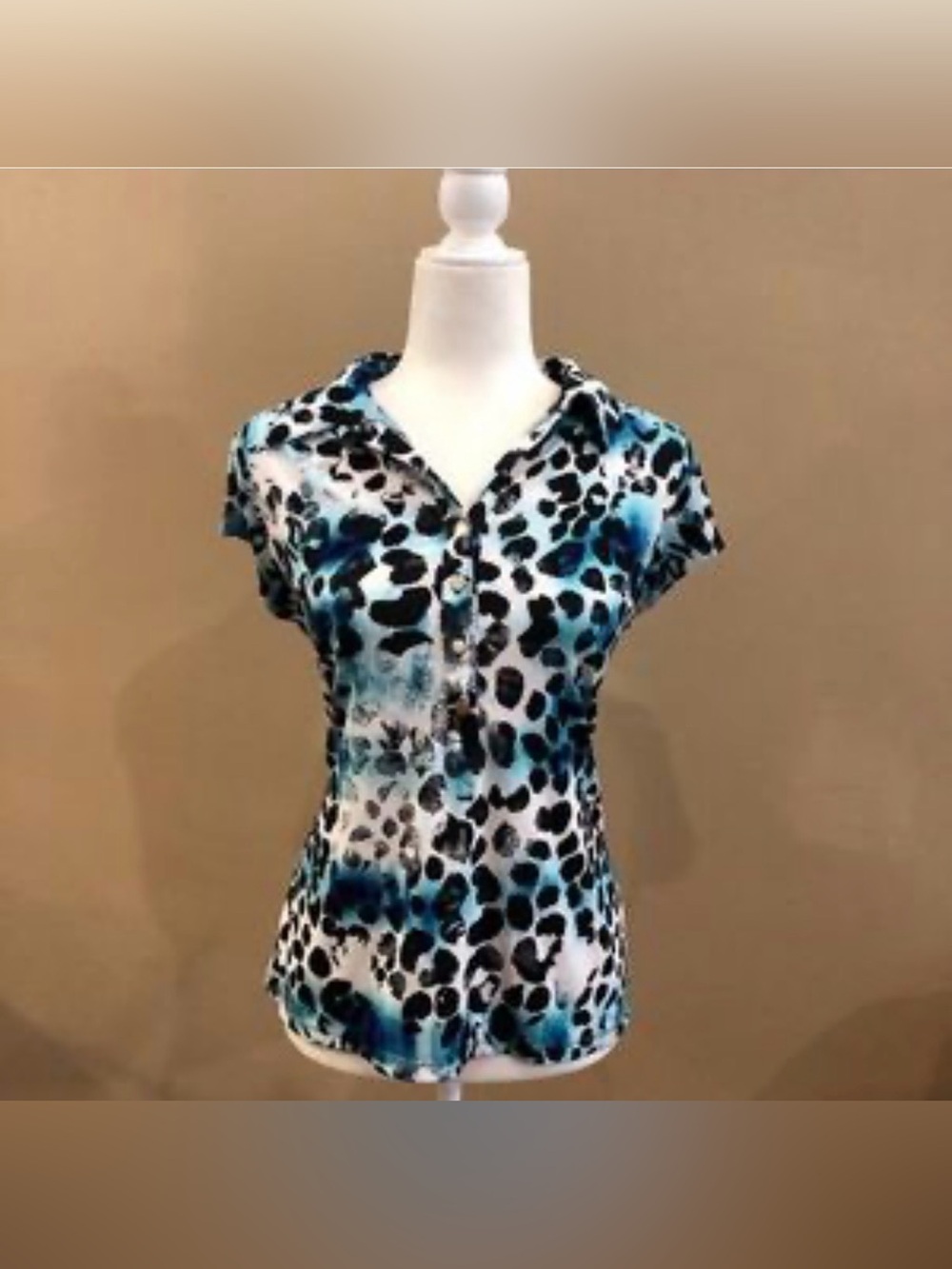 Alfani Women’s Blue and Black Leopard Print Shirt